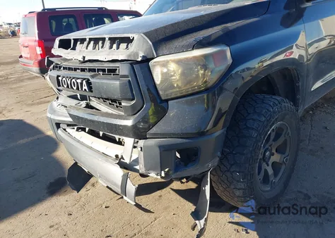 2014 Toyota Tundra Sr5 5.7L V8 z USA, uszkodzony, nr VIN 5TFDW5F19EX339965